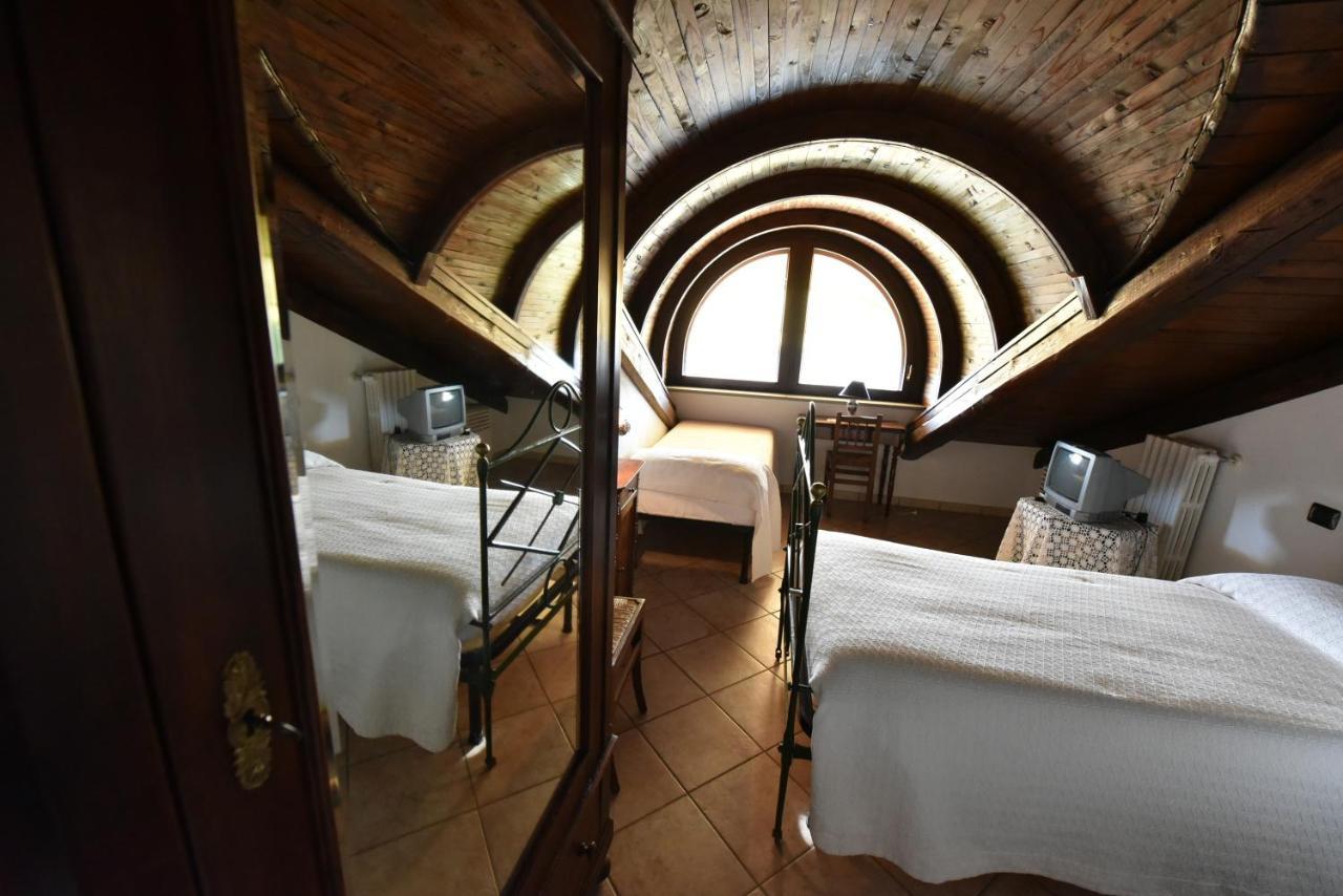 Agriturismo La Ca 'D Majin 포이리노 외부 사진